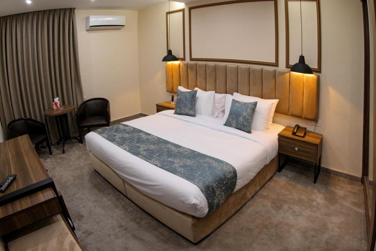 Post Boutique Hotel Amman Exterior photo