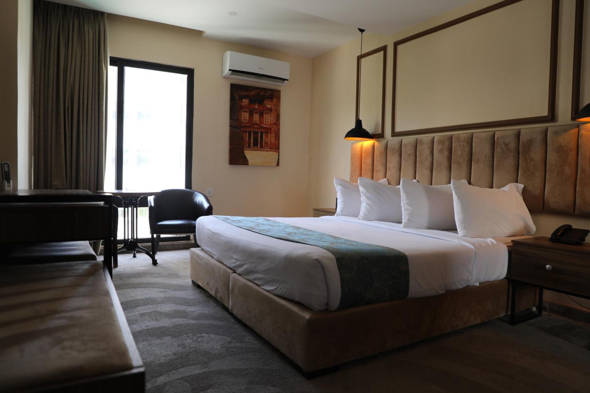 Post Boutique Hotel Amman Exterior photo